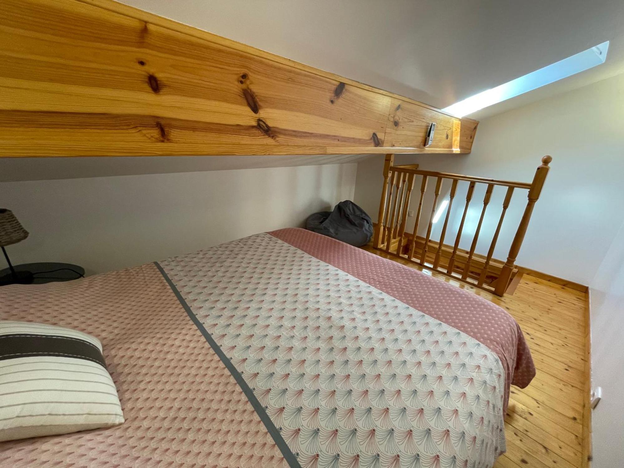 Maison De A 5 Min à Pied De La Tour Luma