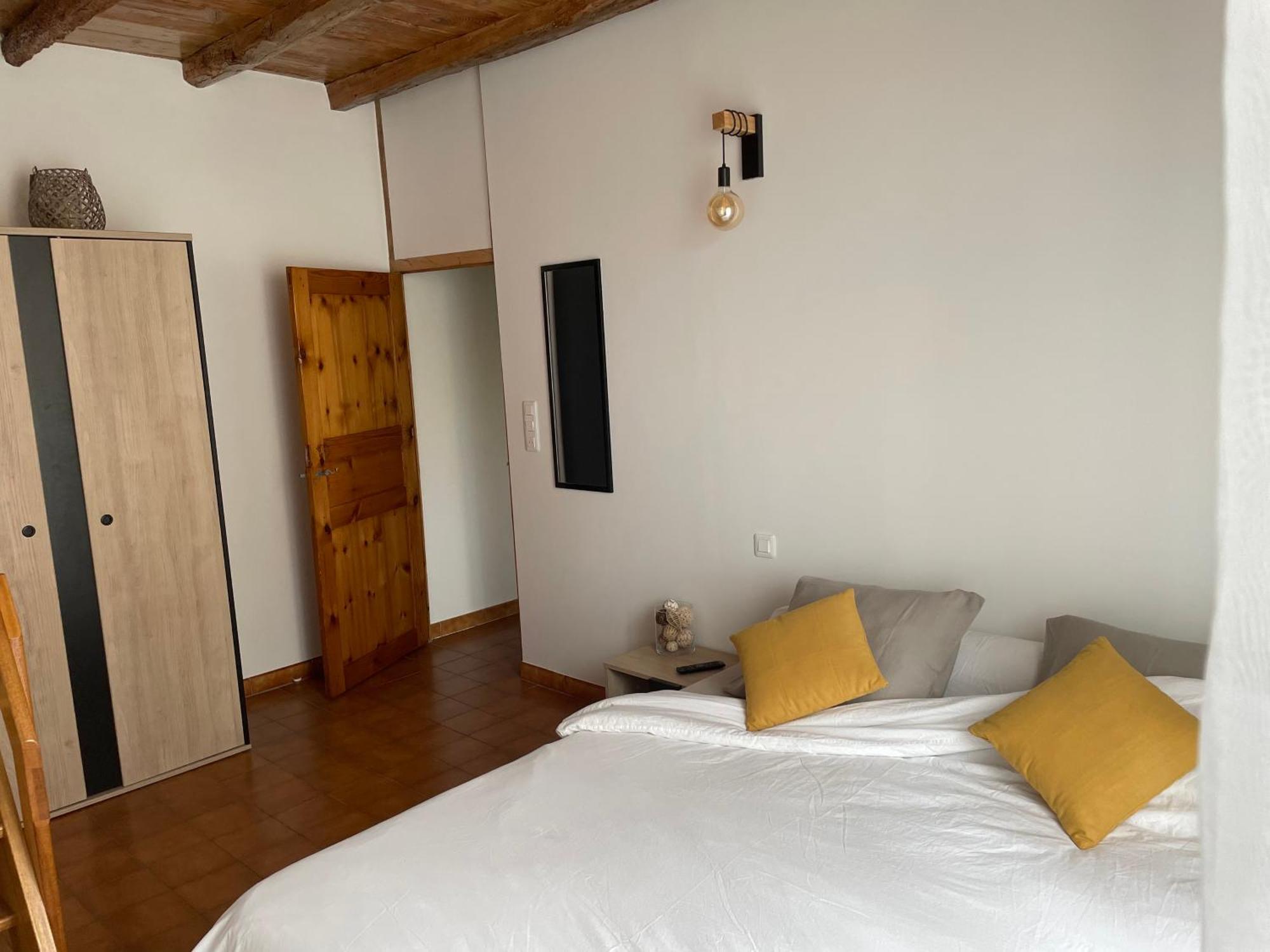 Maison De A 5 Min à Pied De La Tour Luma *